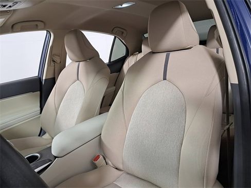 Used 2024 Toyota Camry LE image 20