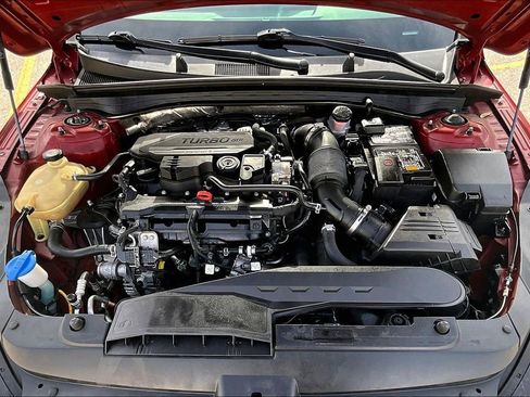 Used 2021 Kia K5 LXS image 10