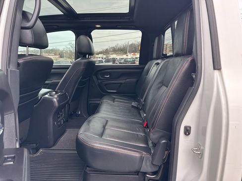 Used 2020 Nissan Titan PRO-4X w/ Pro-4x Convenience Package image 30