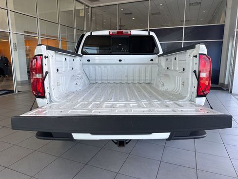 Used 2019 Chevrolet Colorado LT w/ LT Convenience Package image 13