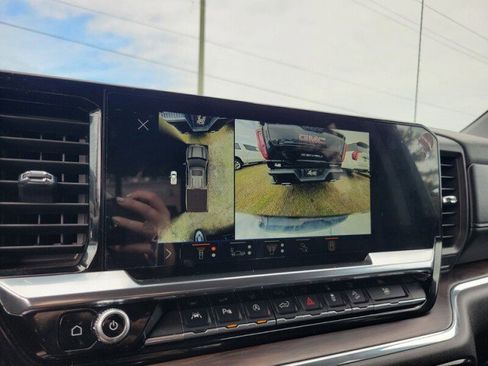 Used 2024 GMC Sierra 1500 SLT w/ SLT Premium Plus Package image 20