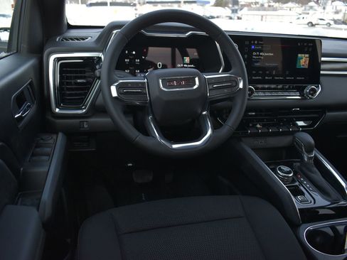 New 2026 GMC Canyon Elevation w/ Convenience Package image 17