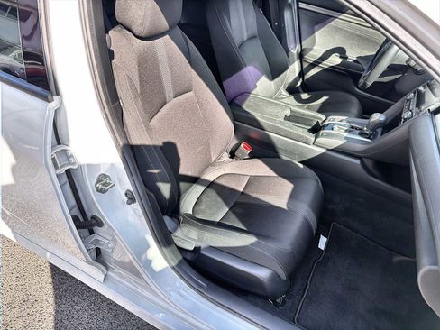 Used 2020 Honda Civic EX image 24