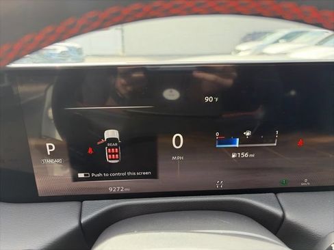 Used 2025 Nissan Armada PRO-4X AWD/4WD image 11