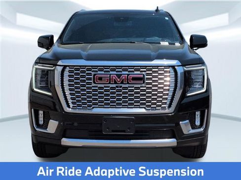 Used 2024 GMC Yukon XL Denali AWD/4WD image 11