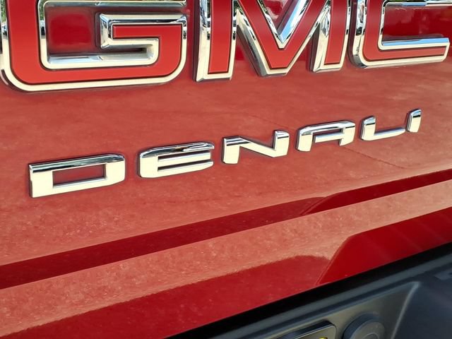Used 2022 GMC Canyon Denali RWD image 11