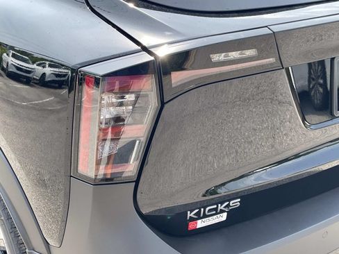New 2026 Nissan Kicks SV w/ Cold Weather Package FWD image 10