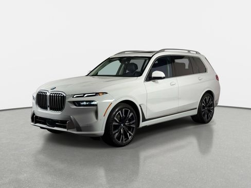 Used 2024 BMW X7 xDrive40i w/ Premium Package AWD/4WD image 7