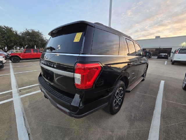 Used 2023 Ford Expedition XL AWD/4WD image 6