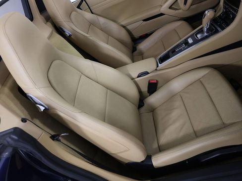 Used 2016 Porsche Boxster RWD image 10