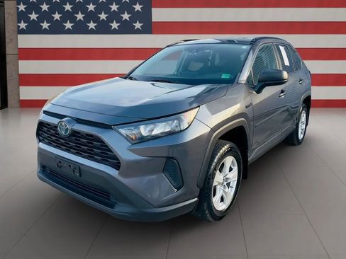 Used 2020 Toyota RAV4 LE w/ All Weather Liner Package AWD/4WD image 1