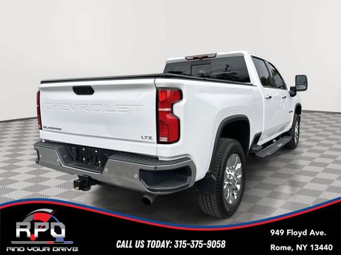 Used 2024 Chevrolet Silverado 2500 LTZ w/ LTZ Convenience Package AWD/4WD image 5