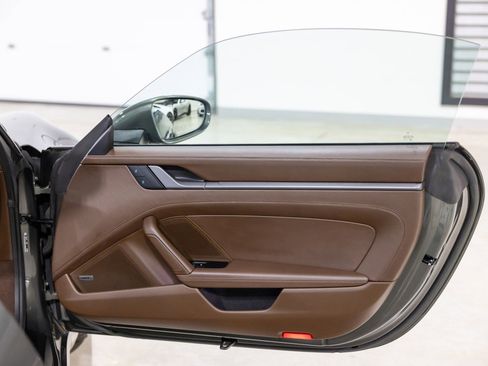 Used 2023 Porsche 911 Carrera S image 27