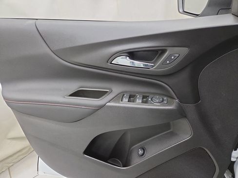 Used 2024 Chevrolet Equinox RS AWD/4WD image 21
