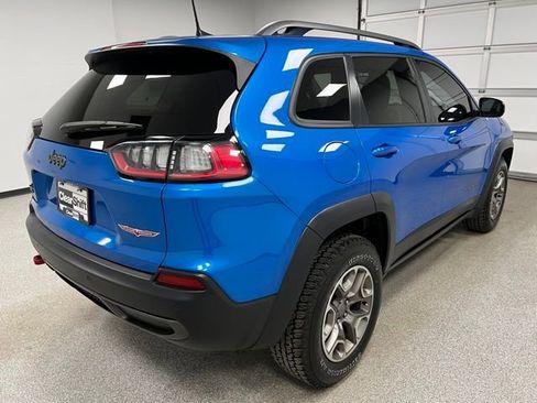 Used 2020 Jeep Cherokee Trailhawk w/ Technology Group image 10
