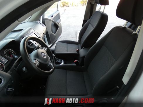 Used 2017 Volkswagen Tiguan S FWD image 44