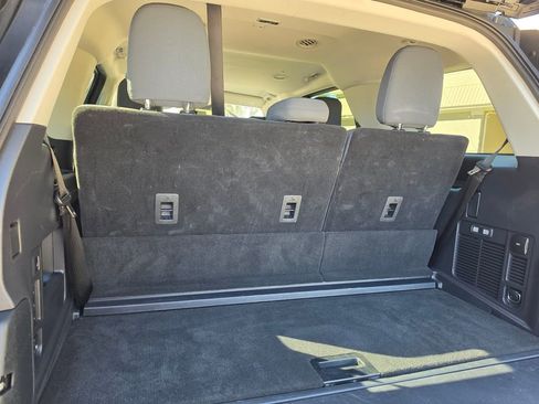 Used 2025 Ford Expedition Active image 33