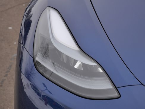 Used 2024 Tesla Model Y Long Range image 16