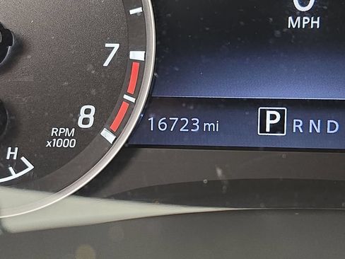 Used 2025 Nissan Frontier SV RWD image 27