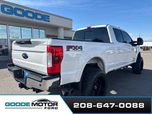 Used 2017 Ford F350 Lariat w/ Lariat Ultimate Package AWD/4WD image 5