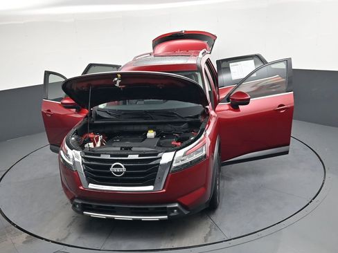 Used 2022 Nissan Pathfinder SL w/ SL Premium Package image 45