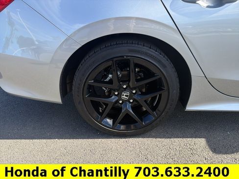 Used 2024 Honda Civic Sport image 31