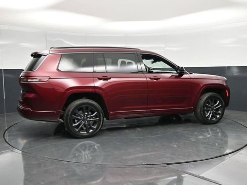 New 2026 Jeep Grand Cherokee L Limited AWD/4WD image 12