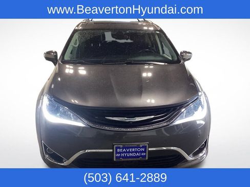 Used 2019 Chrysler Pacifica Limited w/ Advanced Safetytec Group image 10