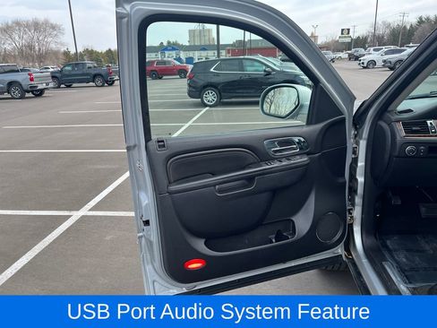 Used 2013 Cadillac Escalade ESV Platinum image 13