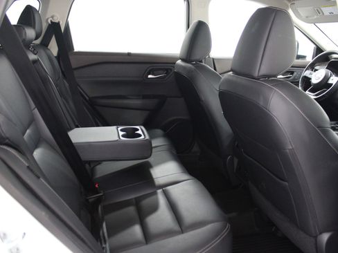 Used 2023 Nissan Rogue SL w/ SL Premium Package FWD image 23