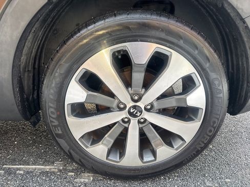 Used 2020 Kia Telluride S image 11