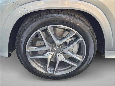 New 2026 Mercedes-Benz GLE 53 AMG 4MATIC Coupe image 9