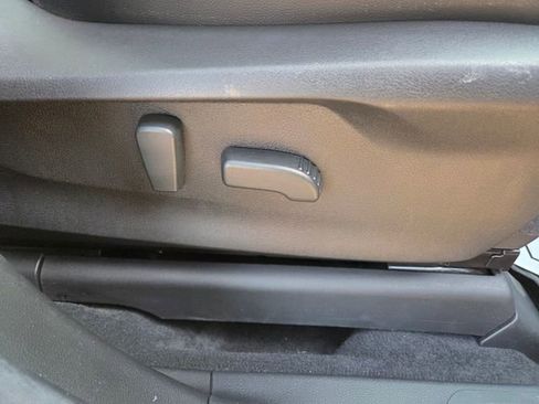 Used 2024 Subaru Ascent Limited w/ Technology Package image 39