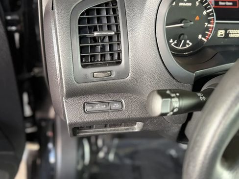 Used 2015 Nissan Altima 2.5 S w/ Power Driver Seat Package FWD image 25