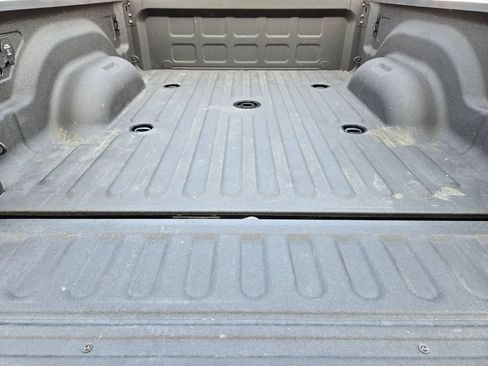 Used 2025 RAM 2500 Laramie w/ Night Edition AWD/4WD image 32