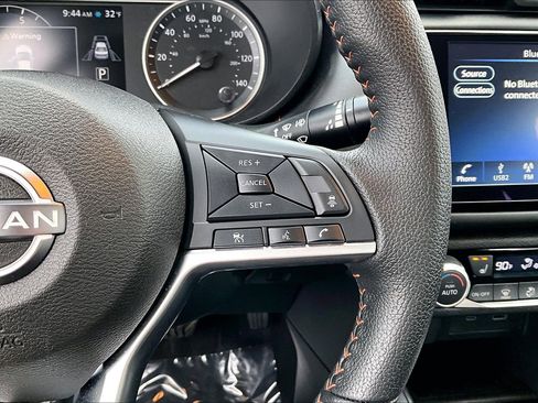 Used 2023 Nissan Versa SR w/ Trunk Package image 13