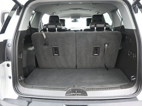 Used 2019 GMC Acadia SLT image 19