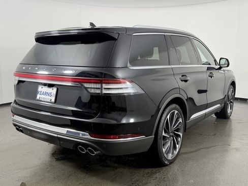 Used 2022 Lincoln Aviator Reserve w/ Equipment Group 201A image 8
