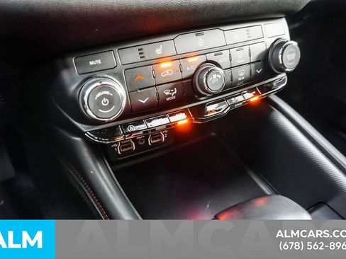 Used 2025 Dodge Durango GT RWD image 43
