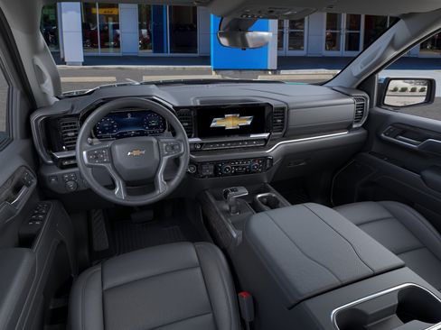 New 2026 Chevrolet Silverado 1500 LTZ w/ LTZ Premium Package AWD/4WD image 15