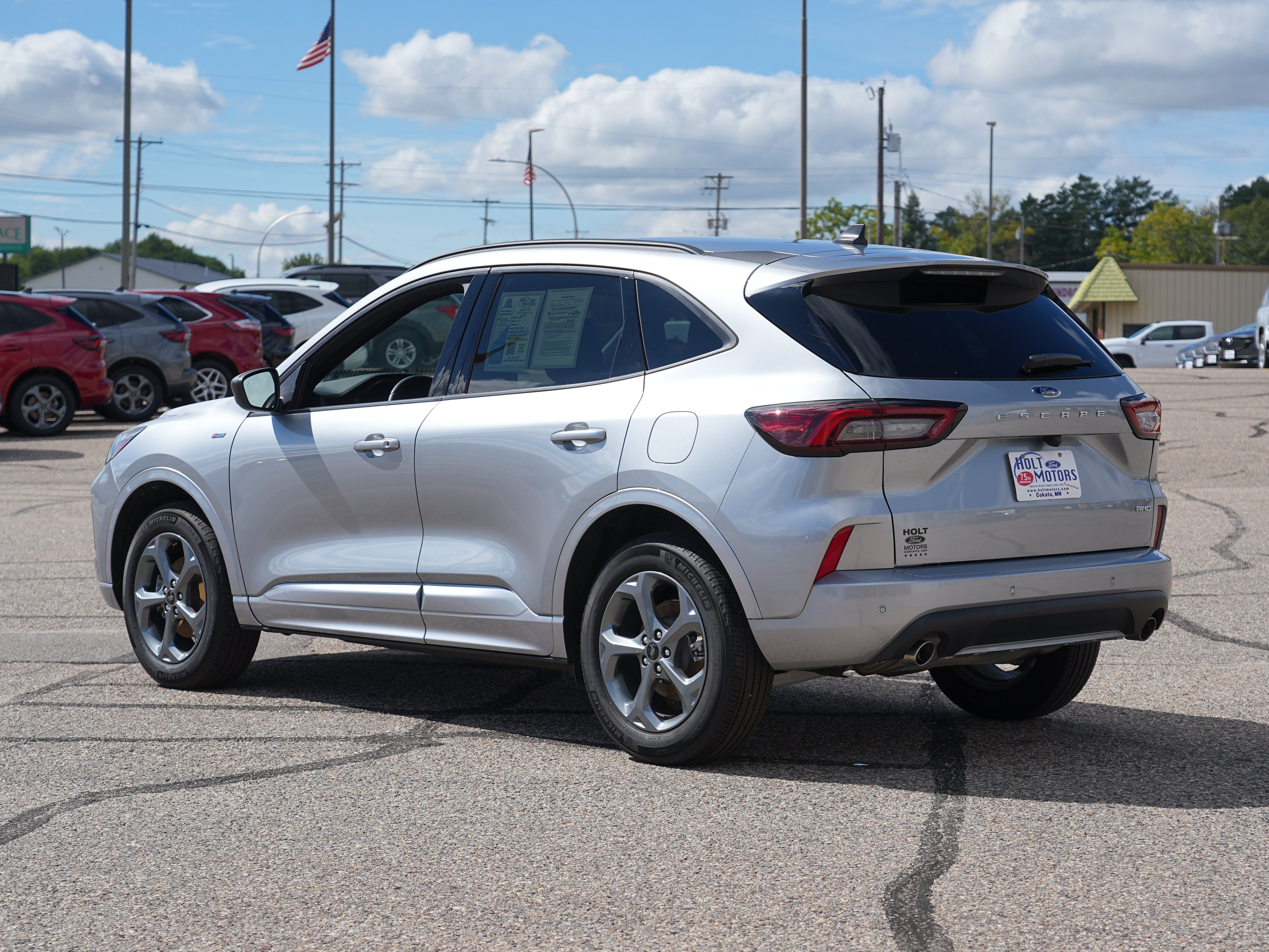 Used 2024 Ford Escape ST-Line w/ Tech Pack #1 AWD/4WD image 6