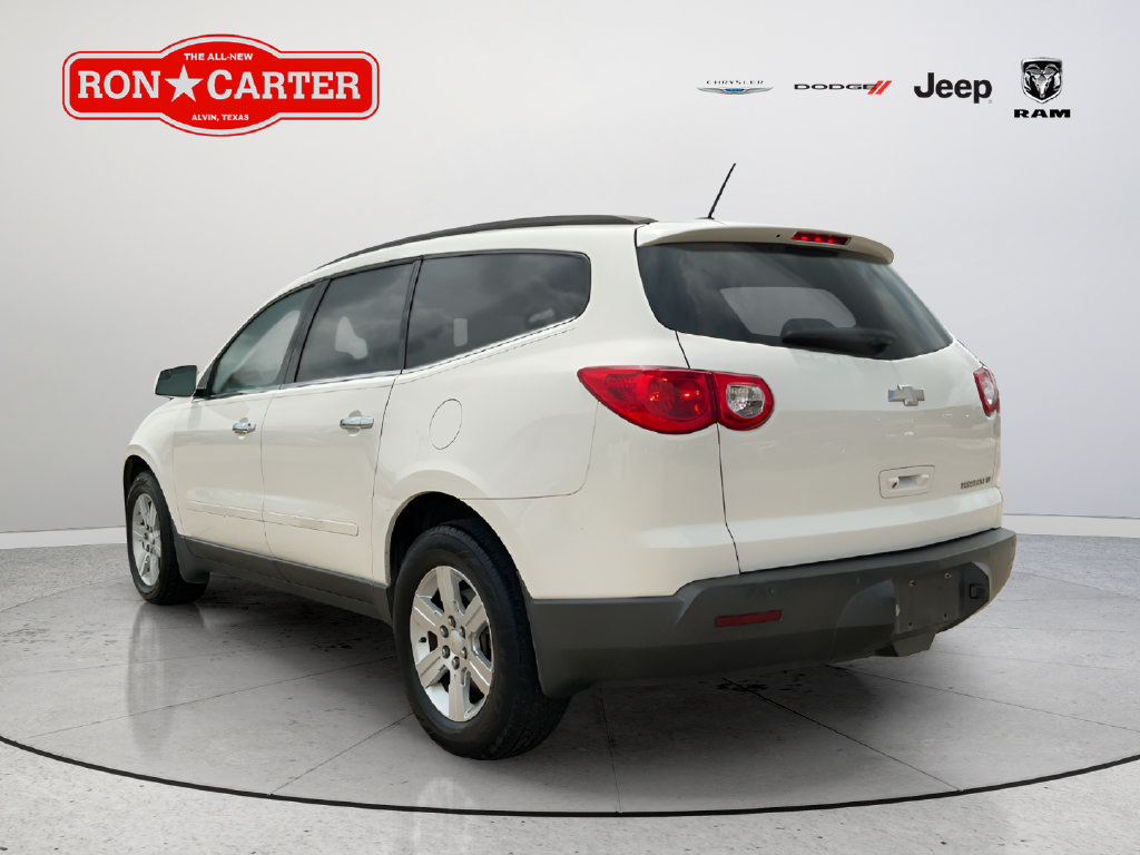 Used 2011 Chevrolet Traverse LT w/ Personal Connectivity Package FWD image 4