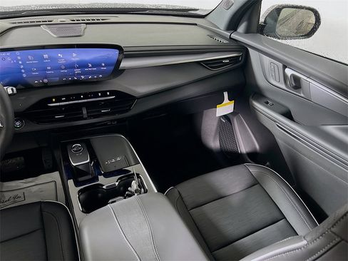 New 2026 Buick Enclave Sport Touring w/ Super Cruise Package image 19