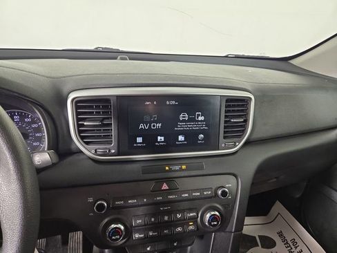 Certified 2021 Kia Sportage LX w/ LX AWD Popular Package image 19