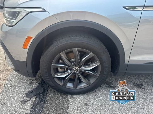 Used 2024 Volkswagen Tiguan SE w/ Panoramic Sunroof Package AWD/4WD image 19