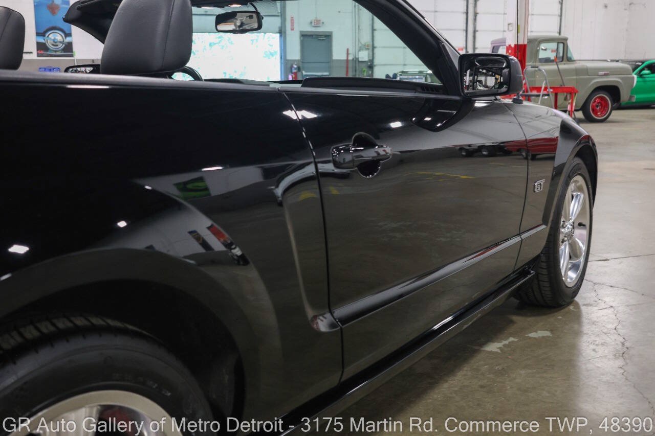 Used 2008 Ford Mustang GT Premium RWD image 24
