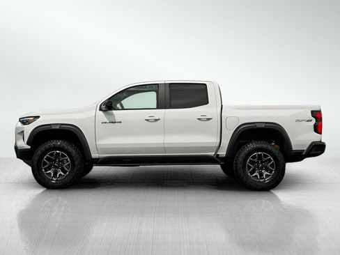 New 2026 Chevrolet Colorado ZR2 w/ Technology Package AWD/4WD image 4