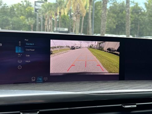 Certified 2025 Cadillac Escalade IQ Sport 2 w/ LPO, ONYX Package AWD/4WD image 21