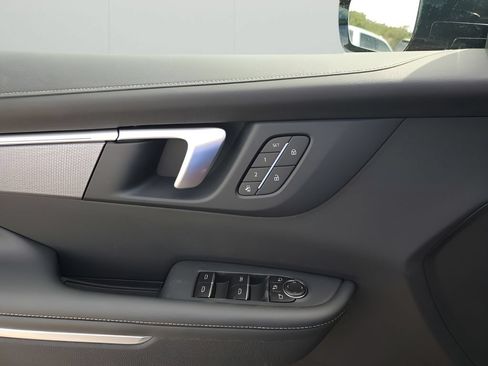 New 2026 Buick Enclave Sport Touring w/ Power Package FWD image 29