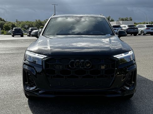 New 2026 Audi SQ7 Prestige AWD/4WD image 2
